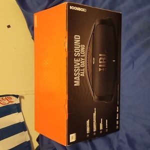 Jbl boombox 3